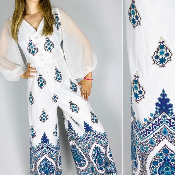 Vintage Pants - Vintage designer EUC boho white Jumpsuit. Gypsy 70s wide leg balloon sleeve.